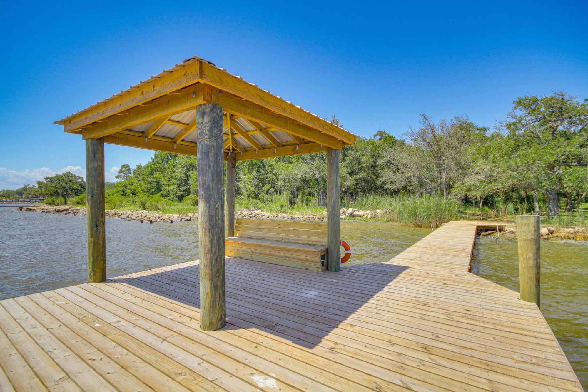 אושן ספרינגס Historic Biloxi Bay Cottage With Beautiful View מראה חיצוני תמונה